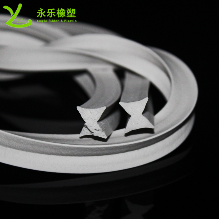 发泡硅胶密封条密封差、易老化？永乐橡塑一站式解忧
